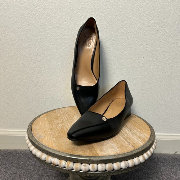 Naturalizer | Women's Georgia Pump Block Heel Black, Size 9 - Picture 3 of 8